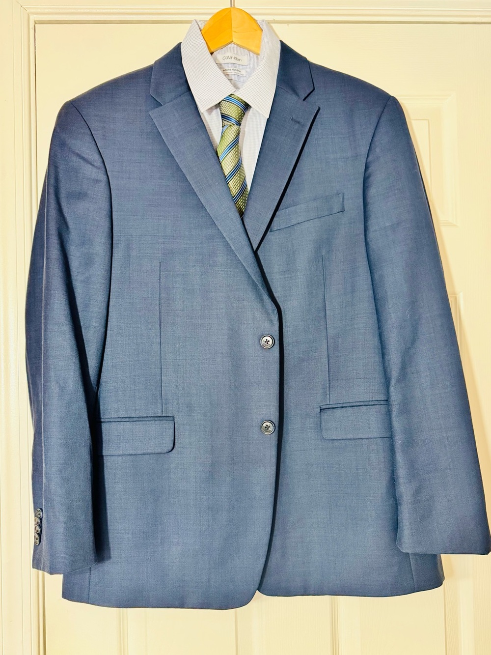Tommy Hilfiger Blue Blazer – Blue & White Striped Lining – Size R44